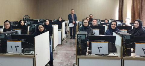 جلسه هماندیشی سرپرست جدید کتابخانه مرکزی با کتابداران